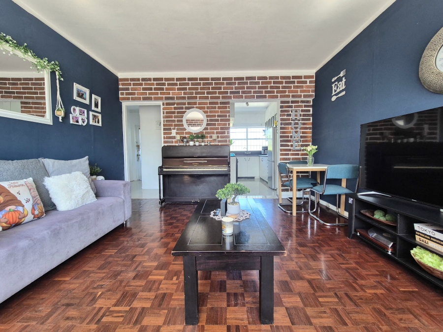 2 Bedroom Property for Sale in Claremont Western Cape